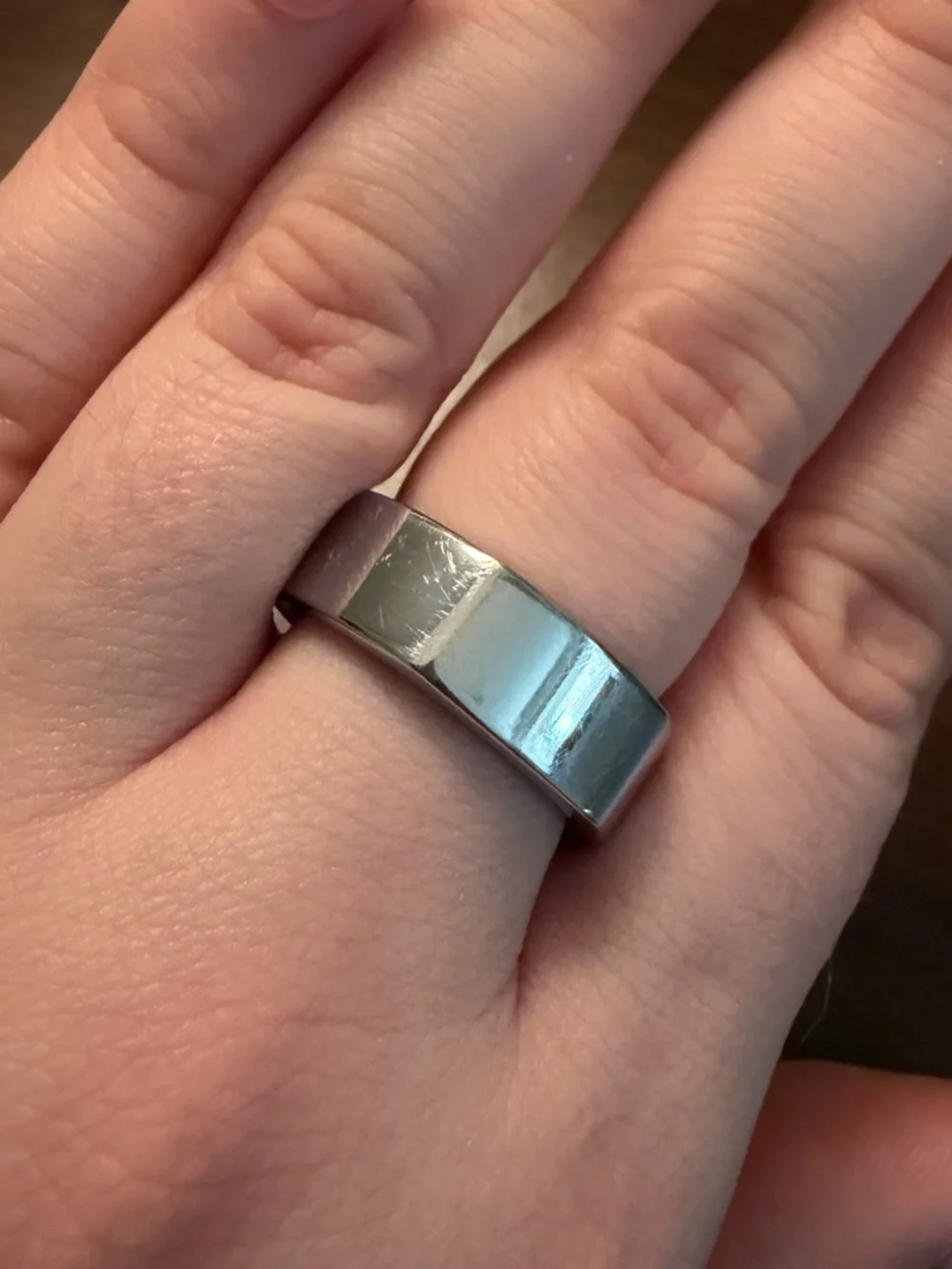 Oura Silver Metal Ring with Polished Finish